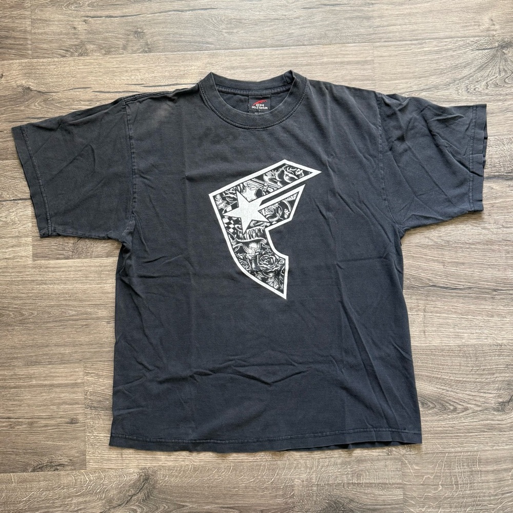 CH Gold Series Vintage Faded Black Famous Stars & Straps T Shirt Large Men STAIN